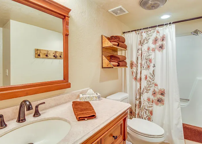 Pinetop Golf & W/ Spacious Patio *